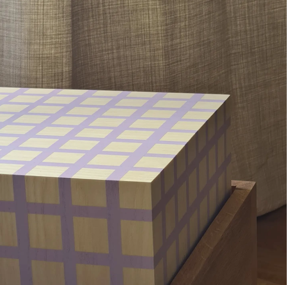 Détail fabrication tabouret PIXIE - Artisanat bois massif français